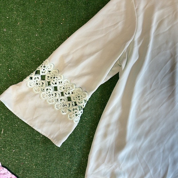 Women’s blouse - Picture 3 of 6